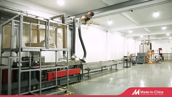 プラスチック防水充電器用二色射出成形